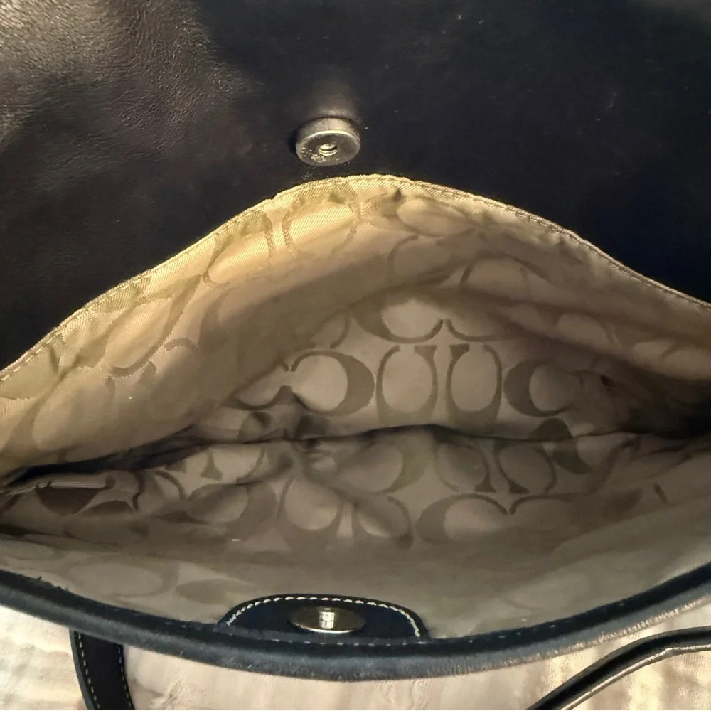 Coach Soho Slim Hippie Crossbody 9549 Black Leather Vintage Y2K Timeless Style